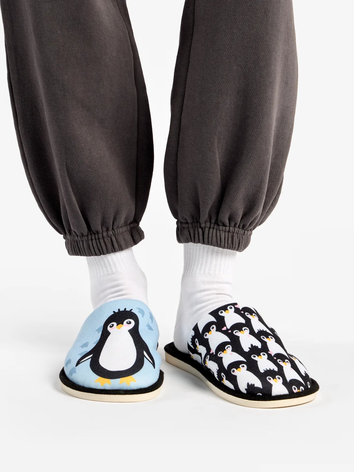 slippers-winter-penguin-07/07ae6aa0c2aa510a3d408d7473ca38acfbdf51c4