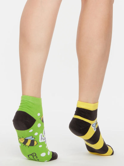 ankle-socks-bees-02-94/945937508032bad617df663b3a0f1d1ebde30193