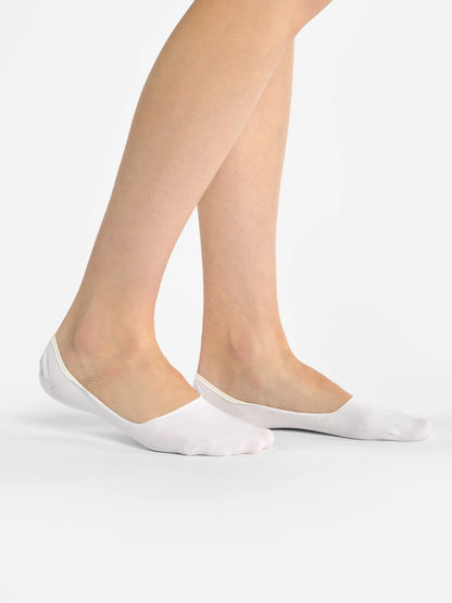 white-classic-no-show-socks-3-pack-d1/d12f09f03b5cc7acb7d3b4aad025d1b6e37e4c08